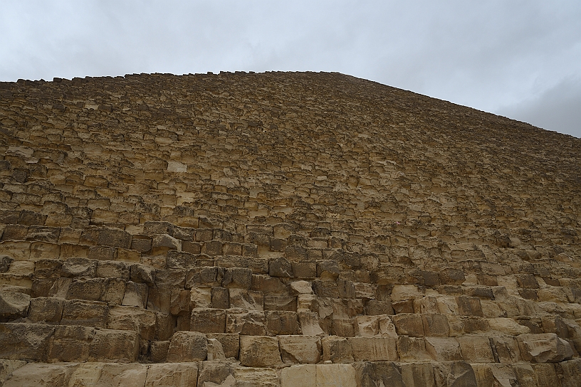 44 MAK_6771.jpg - Costruita intorno al 2560 a.C., è l'unica delle sette meraviglie del mondo antico ancora esistente.